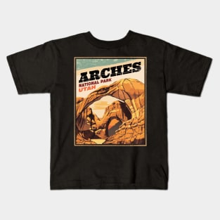 Arches National Park Outdoor Vintage Kids T-Shirt
